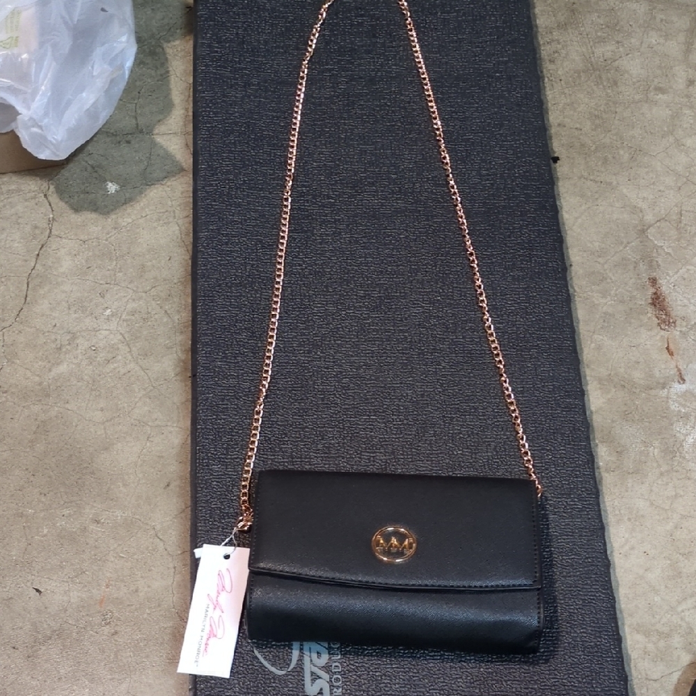 Marilyn Monroe Elegant Black Crossbody with Gold Accents